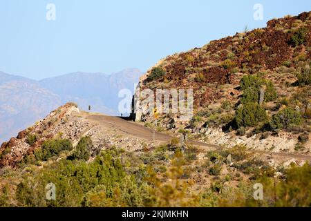 Sitgreaves Pass auf der historischen Route 66 mit Blick auf das Golden Valley. Oatman, Arizona, USA, Nordamerika Stockfoto