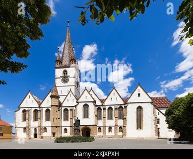 Die lutherische Kathedrale wurde im 14.. Jahrhundert an der Stelle einer weiteren Kirche aus dem 12.. Jahrhundert erbaut. Drei Jahrhunderte lang diente es als Grabstätte für Bürgermeister, Ear Stockfoto