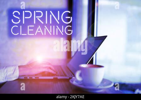 Textbeschriftung für Frühjahrsputz. Geschäftsidee Praxis der gründlichen Hausreinigung im Frühling Stockfoto