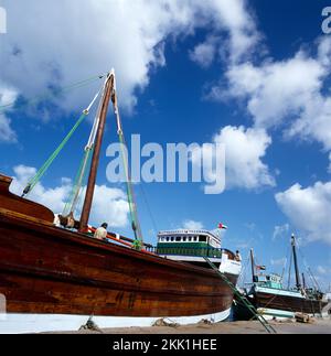 Sharjah UAE New Dhow Sharjah Creek Stockfoto