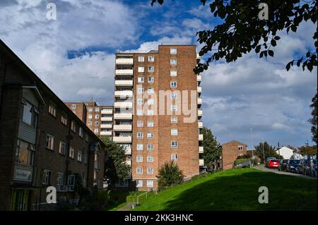 Wohnblöcke in Grove Hill Brighton , Sussex , England Großbritannien Stockfoto