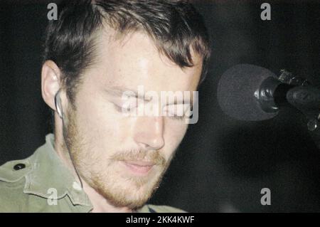 Damien Rice im Welsh Club in Cardiff, Oktober 16 2003. Foto: ROB WATKINS Stockfoto