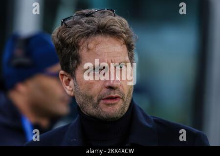 Turin, Italien. 24.. November 2022. Joe Montemurro Cheftrainer des FC Juventus Women während des Fußballspiels der UEFA Women's Champions League 2022/23 – Gruppe C zwischen dem FC Juventus Women und dem FC Arsenal Women im Allianz Stadium. (Foto: Fabrizio Carabelli/SOPA Images/Sipa USA) Guthaben: SIPA USA/Alamy Live News Stockfoto