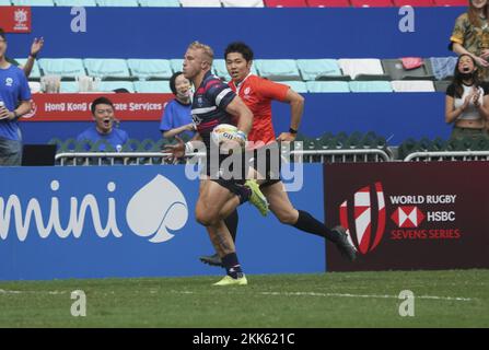 ***NUR FÜR NICHTKOMMERZIELLE ZWECKE*** Hong KongHH Max Woodward gegen Kanada am 3. Tag, im Rugby der Cathay Pacific/HSBC Hong Kong Sevens, Hong Kong Stadium, 06. November 2022. 06NOV22 SCMP/Sam Tsang Stockfoto