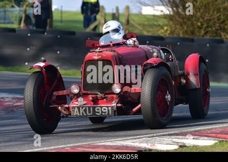 Edward Bradley, Aston Martin Ulster, Melville and Geoghegan Trophäen Race, eine 15-minütige Veranstaltung für Standard- und modifizierte Vorkriegssportwagen, VSCC, Stockfoto