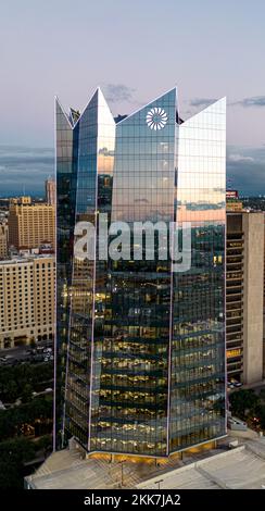 Frost Bank Tower in der Stadt San Antonio - SAN ANTONIO, USA - 3. NOVEMBER 2022 Stockfoto