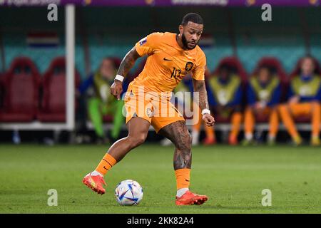 DOHA, KATAR - NOVEMBER 25: Memphis Depay of the Netherlands während des Spiels Gruppe A - FIFA Weltmeisterschaft Katar 2022 zwischen den Niederlanden und Ecuador im Khalifa International Stadium am 25. November 2022 in Doha, Katar (Foto: Pablo Morano/BSR Agency) Stockfoto