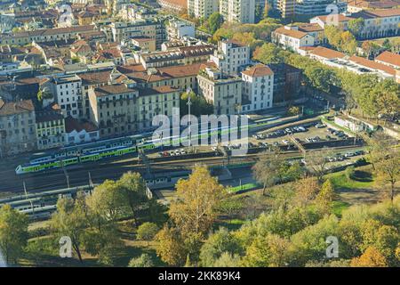 milano metropolitana Linie 2 Skiline dalla terrazza a vetri della torre branca 3 Stockfoto