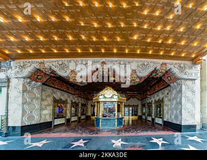 Los Angeles, USA - 5. März 2019: El Capitan Theatre in Hollywood. Das El Capitan Theatre ist ein vollständig restaurierter Filmpalast am 6838 Hollywood Boulevard Stockfoto