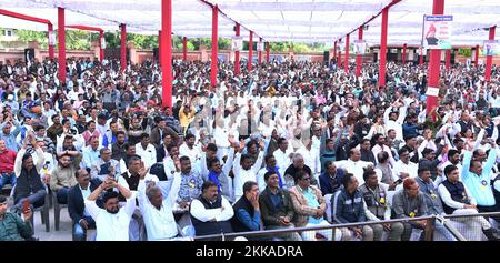 Jaipur, Indien, 25. November 2022: Tacher nehmen an der Bildungskonferenz des Rajasthan Teachers Association in Jaipur Teil. Kredit: Sumit Saraswat/Alamy Live News Stockfoto