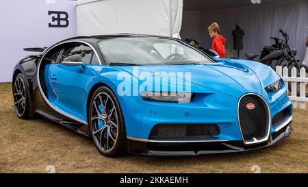 Auf der Motorshow Concours d’Elégance, die am 4.. September 2022 im Blenheim Palace stattfand, ist der bugattische Chiron zu sehen Stockfoto