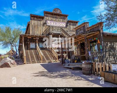 GOLDFIELD GHOST TOWN, USA - 3. MÄRZ 2011:ein altes Geschäft in Goldfield Ghost town, USA. vack im jahr 1HE 1890s Goldfield prahlte 3 Salons, Pension, g Stockfoto