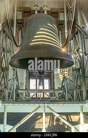 Wien, Österreich - 18. FEB 2019: Die Hauptglocke die Pummerin des Stephansdoms im Zentrum von Wien Stockfoto