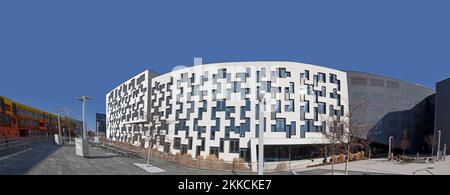 Österreich, Wien - 19. Februar 2019: Toller Blick auf moderne Gebäude des Campus der Wirtschaftsuniversität Wien. Abteilung 4. Stockfoto
