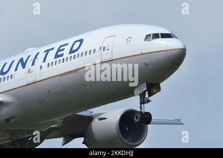 Präfektur Chiba, Japan - 05. Mai 2019: United Airlines Boeing B777-200ER (N226UA) Passagierflugzeug. Stockfoto