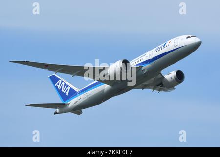 Präfektur Chiba, Japan - 05. Mai 2019: Alle Nippon Airways (ANA) Boeing B787-8 Dreamliner (JA805A) Passagierflugzeuge. Stockfoto