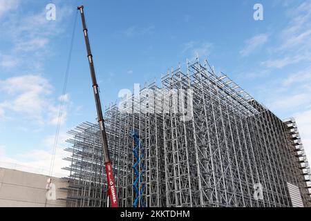 Hochregallager im Bau, Gitterbau, Krefeld, Nordrhein-Westfalen, Deutschland Europa Stockfoto