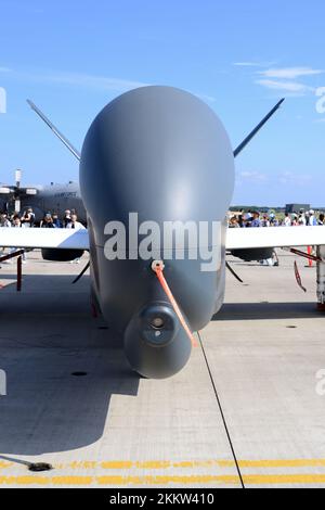 Präfektur Aomori, Japan - 07. September 2014: United States Air Force Northrop Grumman RQ-4B Global Hawk Unbemannte Überwachungsflugzeuge. Stockfoto