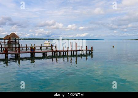 Lagune Bacalar, Quintana Roo, Mexiko Stockfoto