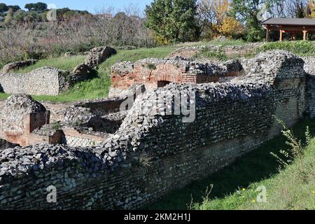 Passo di Mirabella - Muro di cinta delle terme di Aeclanum Stockfoto