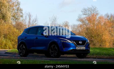 2022 NISSAN QASHQAI TEKNA + DIG-T MHEV CVT Hybrid-Elektroauto Stockfoto