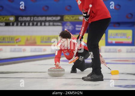 Ostersund, Schweden. 26.. November 2022. Schweiz Benoit Schwarz während des Goldmedaillenspiels zwischen Schottland und der Schweiz bei der European Curling Championships in der Ostersund Arena, Ostersund, Schweden, am 26. November 2022. Foto: Mats Andersson / TT / kod 62210 Kredit: TT News Agency/Alamy Live News Stockfoto