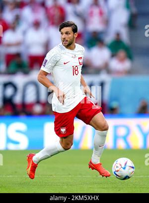 Polens Bartosz Bereszynski während des FIFA-Weltmeisterschaftsspiels Gruppe C im Education City Stadium in Doha, Katar. Foto: Samstag, 26. November 2022. Stockfoto