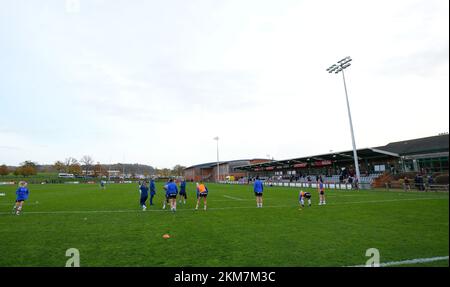 Gloucester, Großbritannien. 26.. November 2022. Gloucester, England, November 26. 2022: Die allgemeine Sicht der ALPAS Arena vor dem Allianz Premier 15s Rugby-Spiel zwischen Gloucester-Hartpury und Bristol Bears in der ALPAS Arena in Gloucester, England. (James Whitehead/SPP) Kredit: SPP Sport Press Photo. Alamy Live News Stockfoto