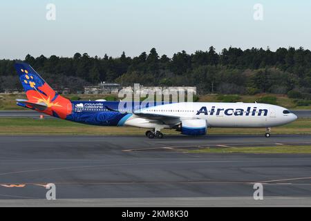 Präfektur Chiba, Japan - 29. Oktober 2021: Aircalin Airbus A330-900 (F-ONET) Passagierflugzeug. Stockfoto
