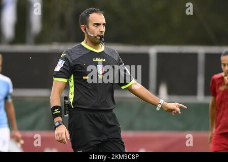 Rom, Italien. 26.. November 2022. Schiedsrichter Massimiliano Bonomo am 10.. Tag der Serie A Meisterschaft zwischen A.S. Roma Women und Pomigliano Calcio Femminile im stadio Tre Fontane am 26.. November 2022 in Rom, Italien. Kredit: Unabhängige Fotoagentur/Alamy Live News Stockfoto