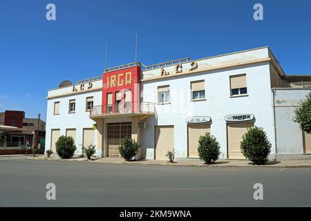 IRGA Garagengebäude in Asmara Stockfoto