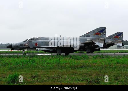 Präfektur Ibaraki, Japan - 03. August 2009: Japan Air Self-Defense Force McDonnell Douglas F-4EJ-kai Phantom II Kampfflugzeug. Stockfoto