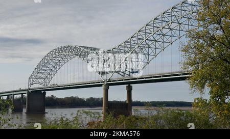 Hernando de Soto Brücke in Memphis über dem Mississippi River Stockfoto