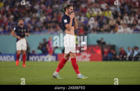 Adrien Rabiot aus Frankreich sieht während eines Fußballspiels zwischen Frankreich und Dänemark in Gruppe D der FIFA-Weltmeisterschaft 2022 am Samstag, den 26. November 2022, im Stadium 974 in Doha, Bundesstaat Katar, deprimiert aus. BELGA PHOTO VIRGINIE LEFOUR Stockfoto