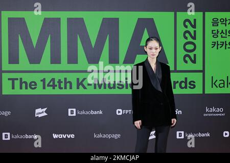 Seoul, Südkorea. 26.. November 2022. Südkoreanisches Modell Shin Hyun-ji, nehmen Sie am 26. November 2022 an einem roten Teppich für die Melon Music Awards 14. (MMA2022) in Seoul, Südkorea, Teil. (Foto: Lee Young-ho/Sipa USA) Guthaben: SIPA USA/Alamy Live News Stockfoto