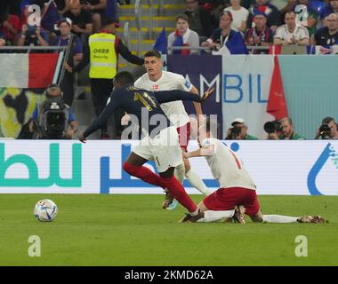 26.. November 2022, Stadium 974, Doha, QAT, Weltmeisterschaft FIFA 2022, Gruppe D, Frankreich gegen Dänemark, in dem Bild Frankreichs Stürmer Ousmane Dembele, Dänemarks Mittelfeldspieler Mikkel Damsgaard Stockfoto