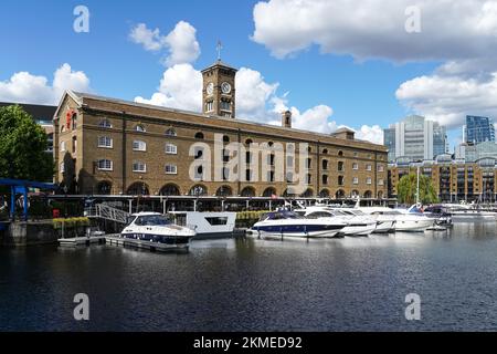 The Ivory House at St Katharine Docks and Marina in London, England, Großbritannien Stockfoto