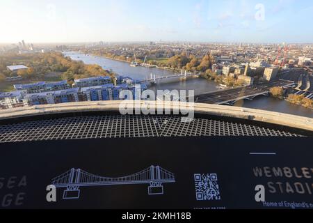 Der neue Attraktion Lift 109 im regenerierten Battersea Power Staion in SW London, Großbritannien Stockfoto