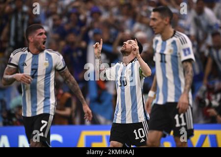 Foto Fabio Ferrari/LaPresse 26 Novembre 2022 Katar - Sport - Calcio - Katar 2022 - Coppa del Mondo FIFA - Argentinien vs Messico - Gruppo C - Fase A Gironi - Lusail Stadium. Nella foto: Esultanza Leo Messi 26. November 2022 , Katar - Sport - Fußball - Katar 2022- FIFA Weltmeisterschaft - Argentinien gegen Mexiko - Gruppe C - Gruppenbühne - Lusail Stadium. Auf dem Bild: Leo Messi / PRESSINPHOTO Stockfoto