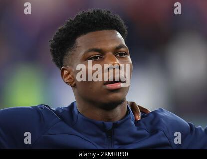 Doha, Katar, 26.. November 2022. Aurelien Tchouameni aus Frankreich während des Spiels der FIFA-Weltmeisterschaft 2022 in Stadium 974, Doha. Der Bildausdruck sollte lauten: David Klein/Sportimage Stockfoto