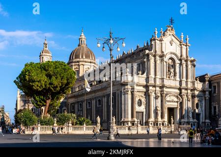 Die Kathedrale von Sant'Agata, Catania, Sizilien, Italien. Stockfoto