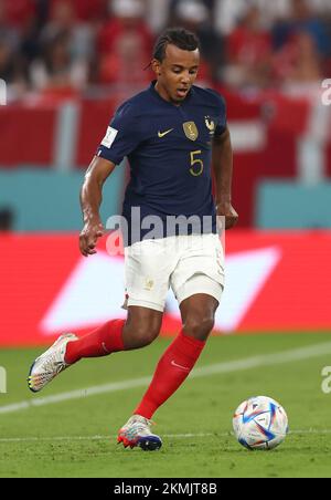 Doha, Katar, 26.. November 2022. Jules Kounde aus Frankreich während des Spiels der FIFA-Weltmeisterschaft 2022 in Stadium 974, Doha. Der Bildausdruck sollte lauten: David Klein/Sportimage Stockfoto