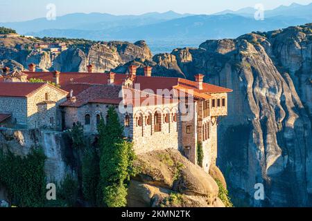 Das Heilige Kloster Varlaam ist das zweitgrößte Kloster von Meteora, Kalambaka in Griechenland Stockfoto