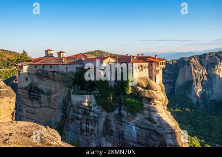 Das Heilige Kloster Varlaam ist das zweitgrößte Kloster von Meteora, Kalambaka in Griechenland Stockfoto
