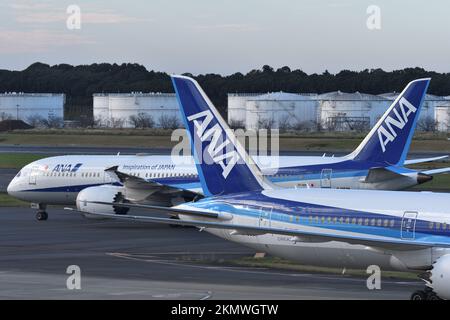 Präfektur Chiba, Japan - 29. Oktober 2021: Alle Passagierflugzeuge von Nippon Airways (ANA). Stockfoto