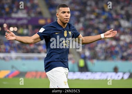 Kylian MBAPPE (FRA), Geste, Action, Einzelbild, Einzelmotiv ausschneiden, Halbe Figur, halbe Figur. Game 23, Gruppe D Frankreich (FRA) – Dänemark (DEN) 2-1 am 26.. November 2022, Stadium 974 Fußball-Weltmeisterschaft 20122 in Katar ab November 20.. - 18.12.2022? Stockfoto