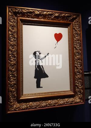 "Mädchen mit Ballon" - Ausstellung Banksy im Technikum in Mülheim-Ruhr Stockfoto