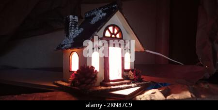 Crèche de Noel dans une église francoise. Stockfoto