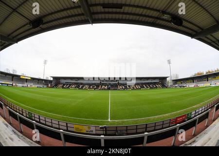 Burton Upon Trent, Großbritannien. Sonntag, 27.. November 2022. Allgemeiner Blick auf das Pirelli-Stadion, Heimat von Burton Albion vor dem FA-Cup-Spiel der zweiten Runde zwischen Burton Albion und Chippenham Town im Pirelli-Stadion, Burton Upon Trent am Sonntag, den 27.. November 2022. (Kredit: Jon Hobley | MI News) Kredit: MI News & Sport /Alamy Live News Stockfoto