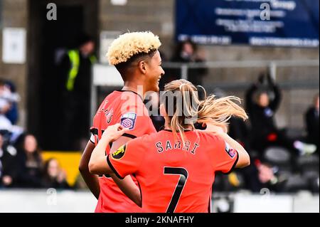London, Großbritannien. 27.. November 2022. Dartford, England, November 27 2022: Vicrtoria Williams (20 Brighton) feiert ihr Ziel Brightons 2. beim Barclays The FA Women's Continental Tyres League Cup zwischen London City Lionesses V Brighton und Hove Albion im Princess Park Stadium Dartford.England. (K Hodgson/SPP) Guthaben: SPP Sport Press Photo. Alamy Live News Stockfoto